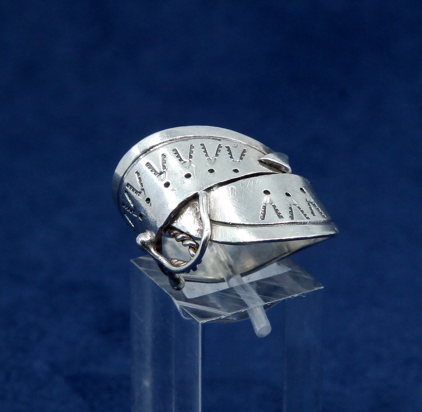 sz 6.5, vtg EA Native American sterling silver handmade ring, 925 entwined band