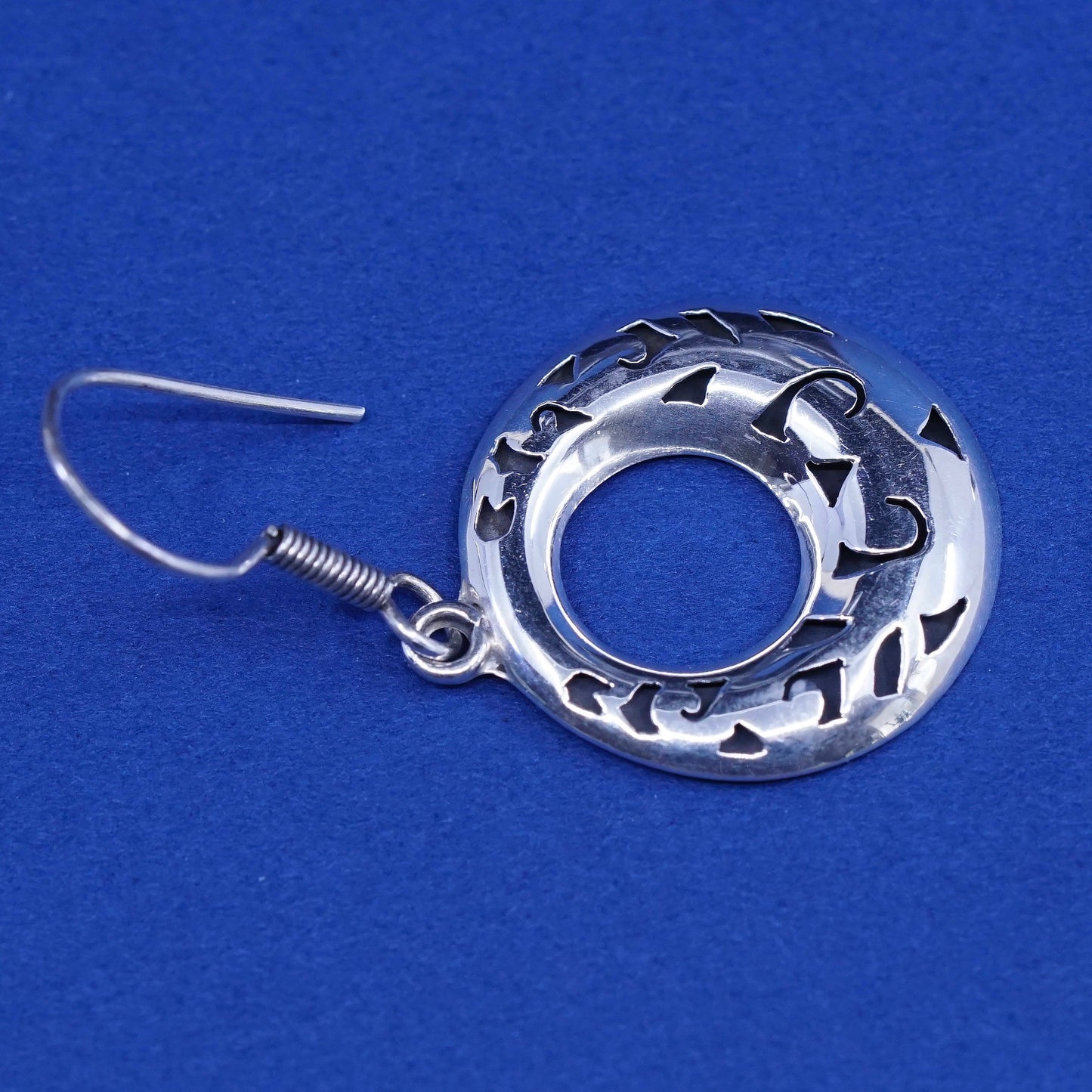 Vintage sterling silver handmade earrings, Mexico 925 filigree puffy circle