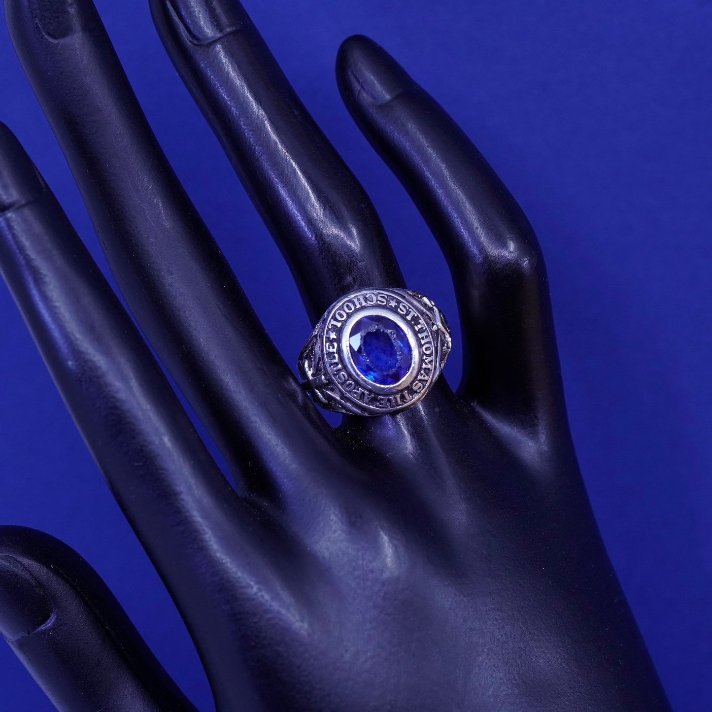 Size 7, vintage Sterling 925 silver handmade ring with sapphire and name Thomas