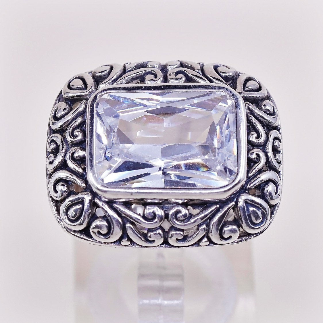 sz 6, vtg Sterling silver ring, 925 w/ CZ cluster, statement ring, Stamped 925