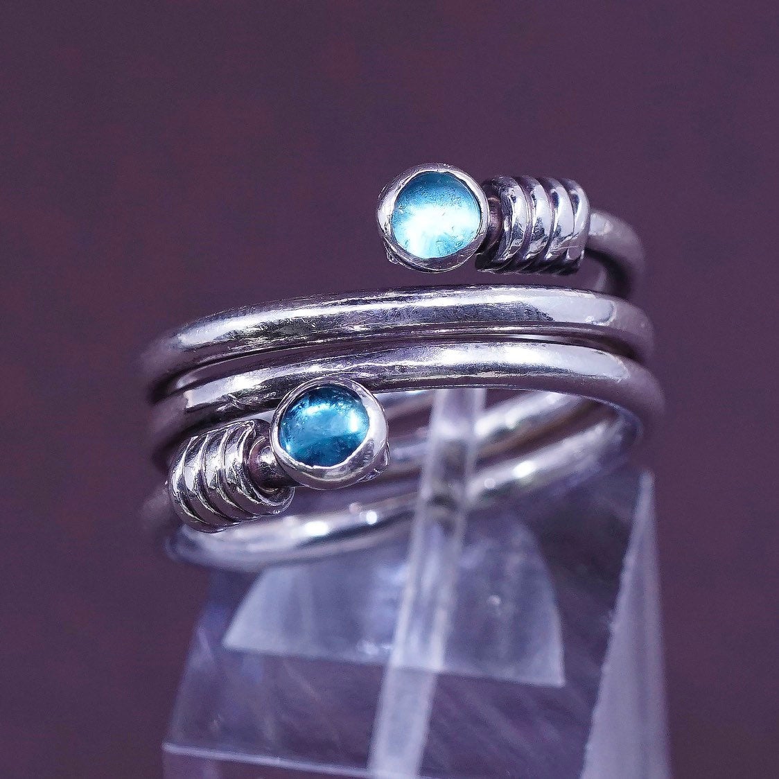 sz 7.5, vtg Sterling silver handmade ring, mexico 925 wrap band w/ blue crystal