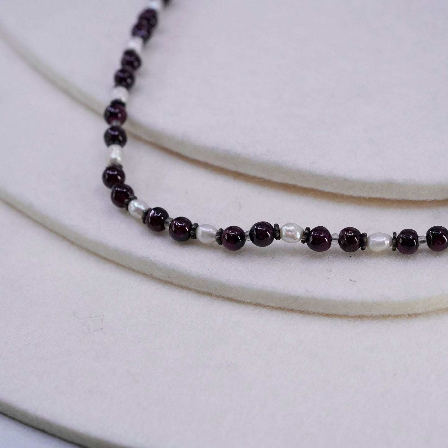 17”, vintage Sterling 925 silver handmade necklace with garnet pearl beads
