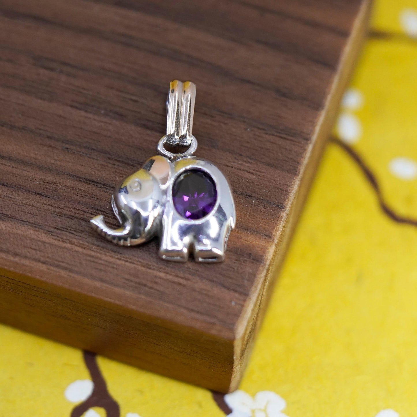 Vintage Sterling 925 silver elephant pendant with amethyst, 12K rose gold ear
