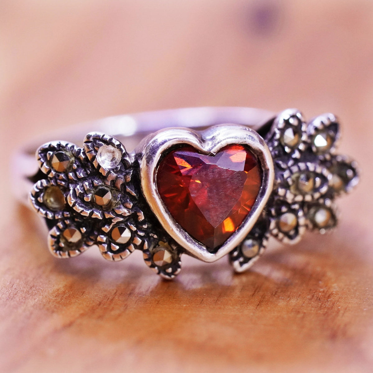 Size 7, vtg Sterling 925 silver handmade statement ring heart ruby marcasite
