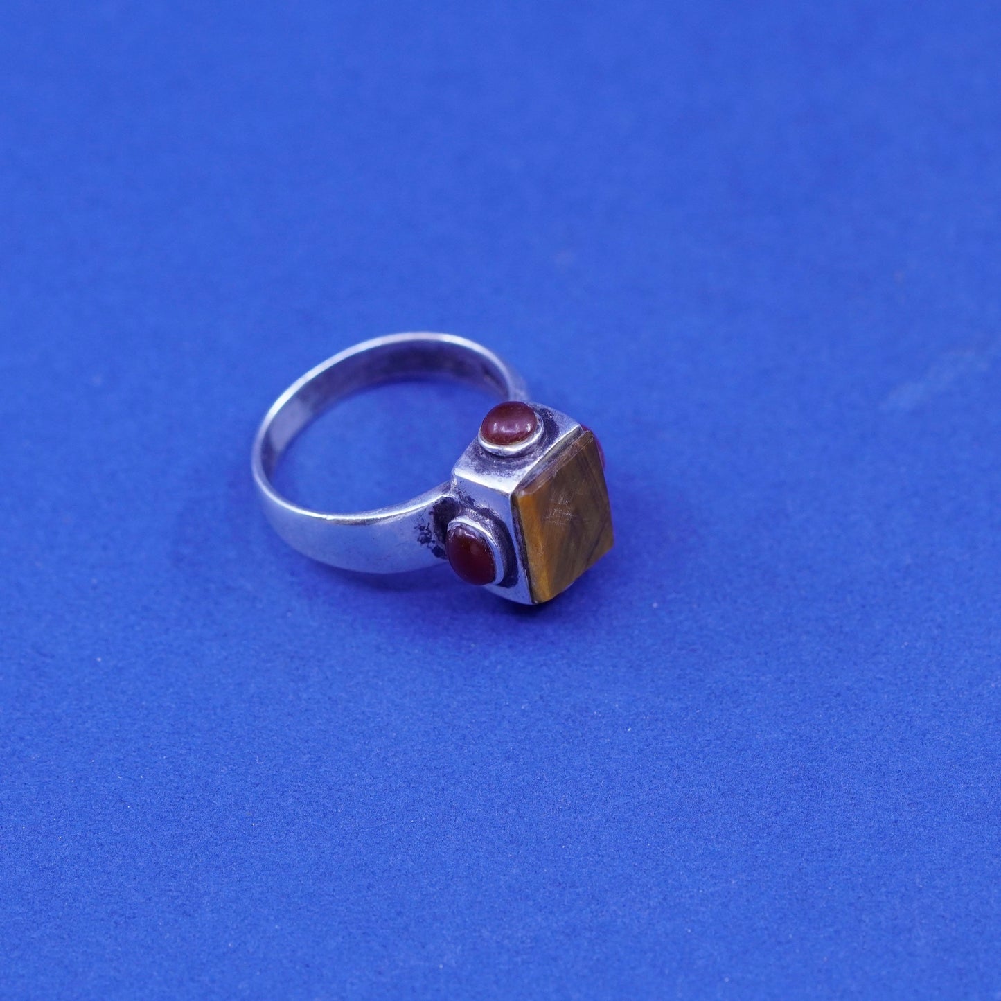 Size 7, vintage Sterling 925 silver handmade ring w/ golden tiger eye carnelian