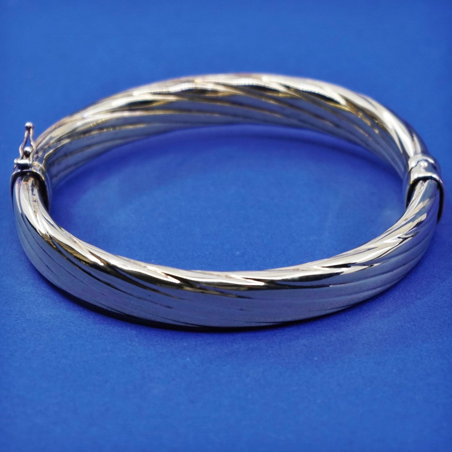 7.75”, Vermeil gold over sterling silver bracelet, 925 twisted cable bangle