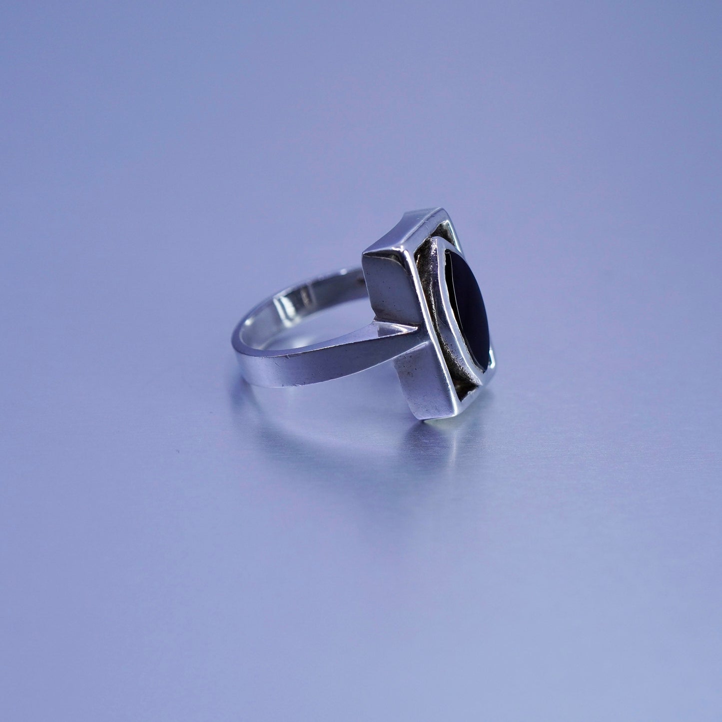 Size 6.5, vintage modern Sterling 925 silver handmade ring with obsidian