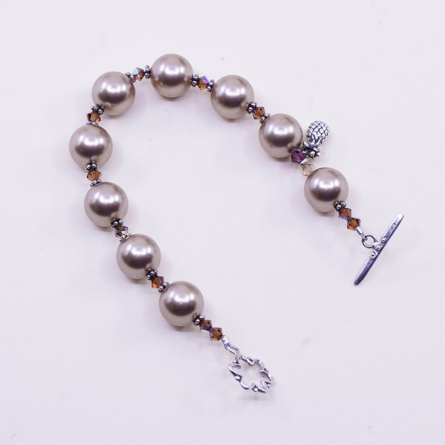6.5”, handmade bracelet, faux pearl with 925 silver clasp and pineapple charm
