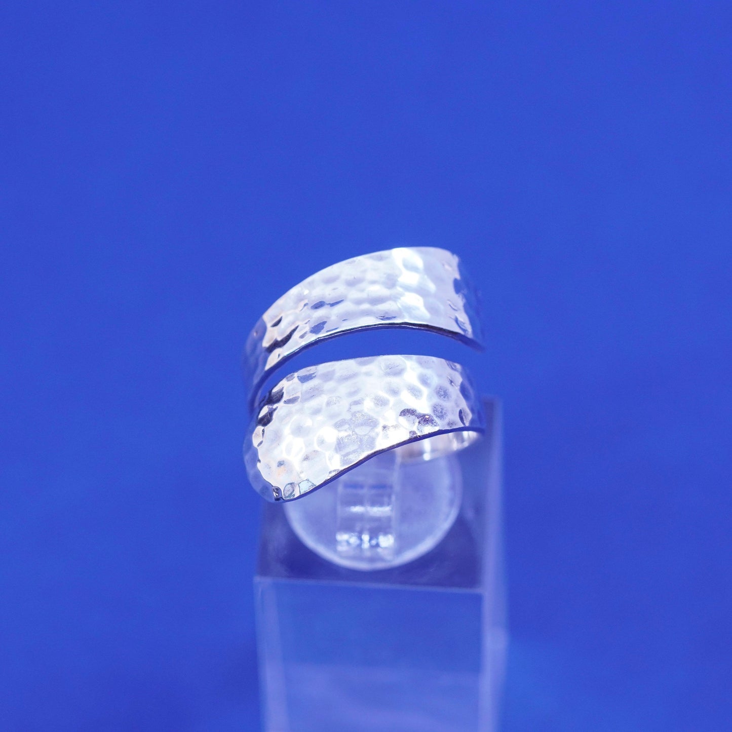 Size 8, vintage Sterling silver handmade hammered wrapped ring, modern 925 band