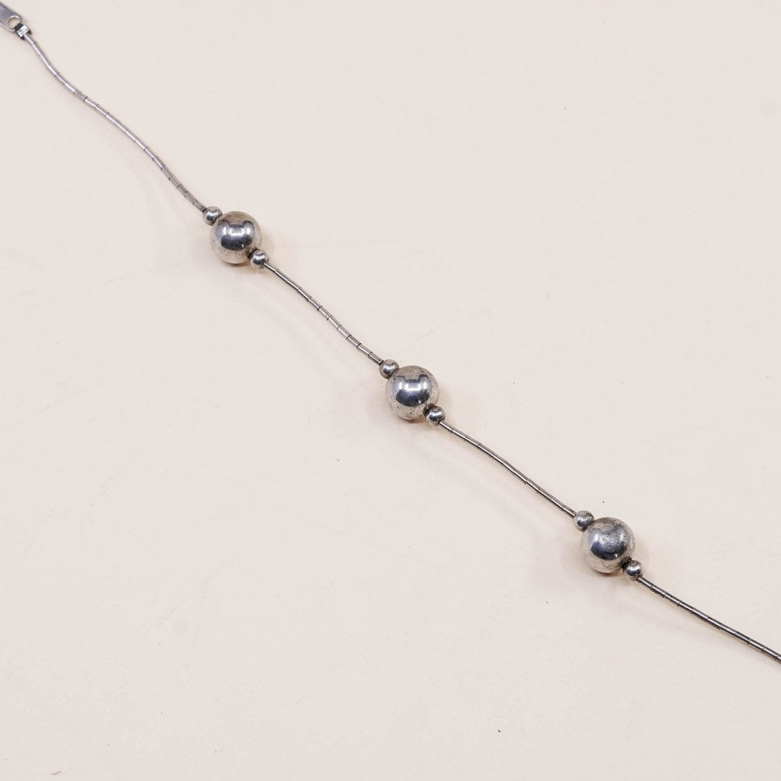 7.5", 1mm, VTG sterling silver snake bracelet, 925 chain with beads