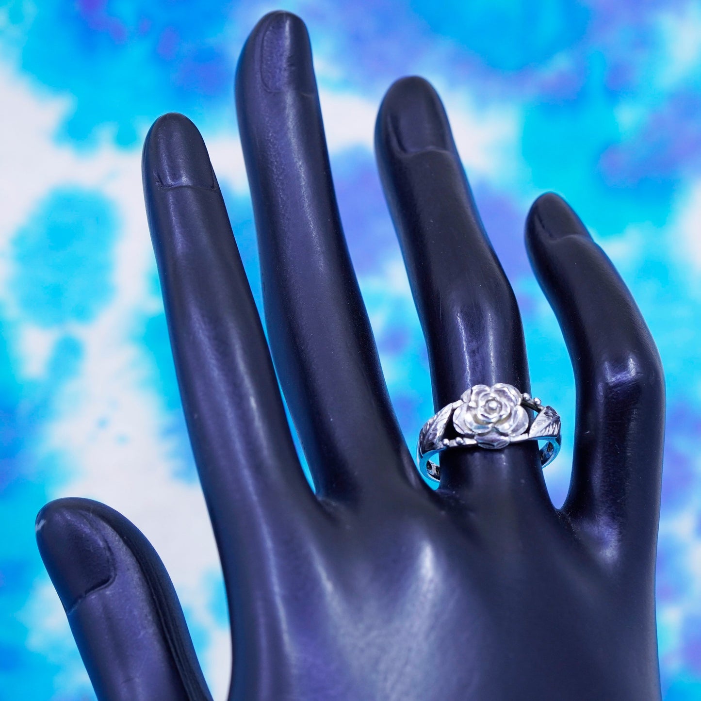 Size 7, vintage Sterling silver handmade ring, 925 rose flower leaves