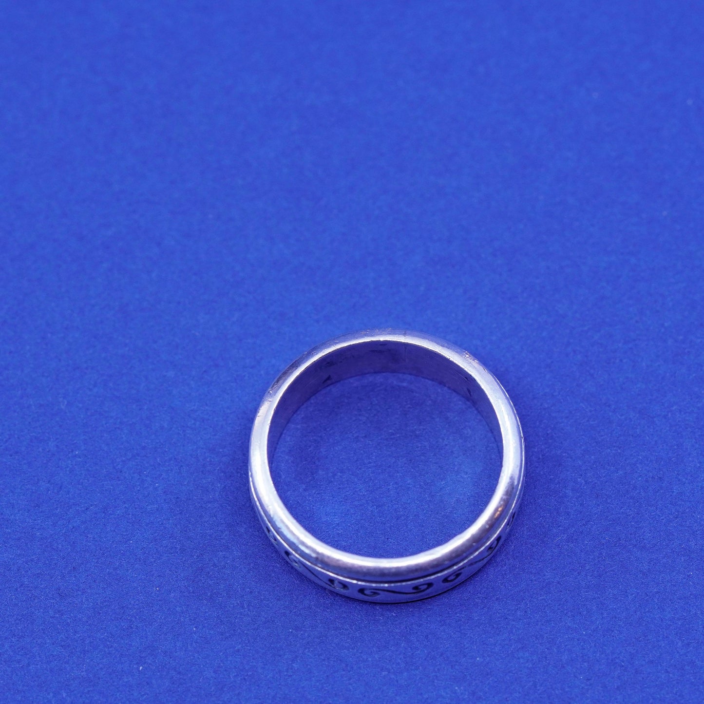 Size 11, vintage sterling silver swirly textured band, 925 ring