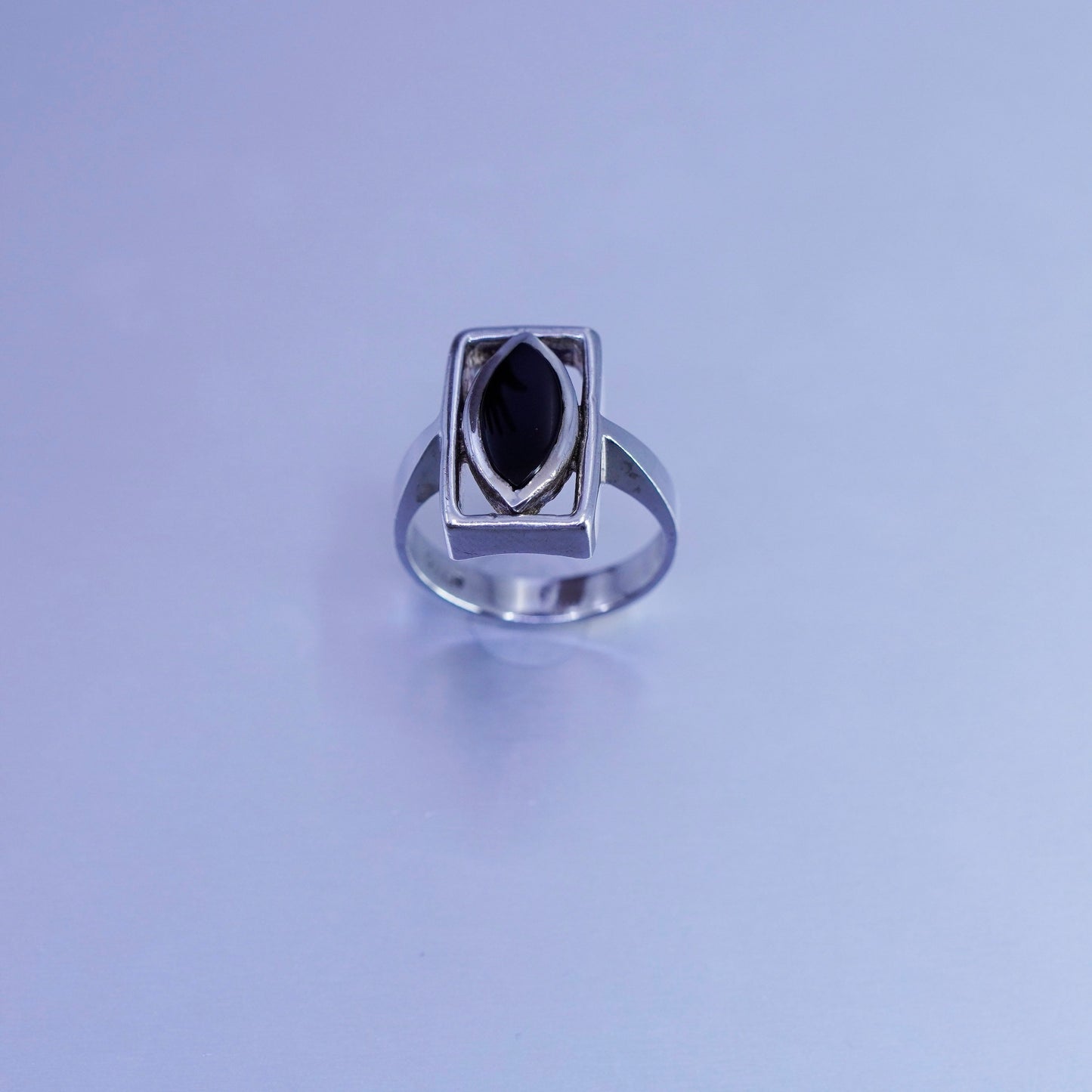 Size 6.5, vintage modern Sterling 925 silver handmade ring with obsidian
