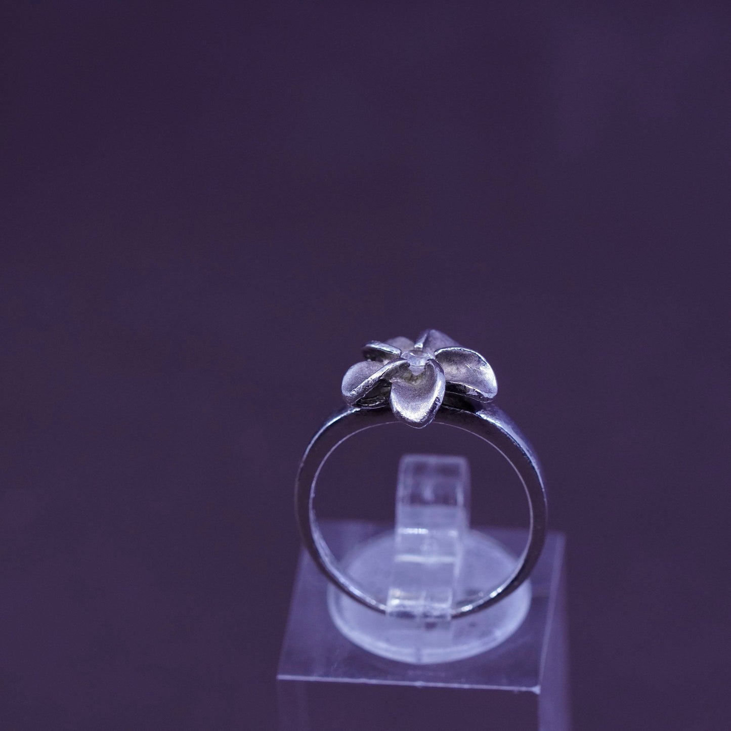 Size 6, vintage Sterling silver ring, modern 925 plumeria flower with Cz