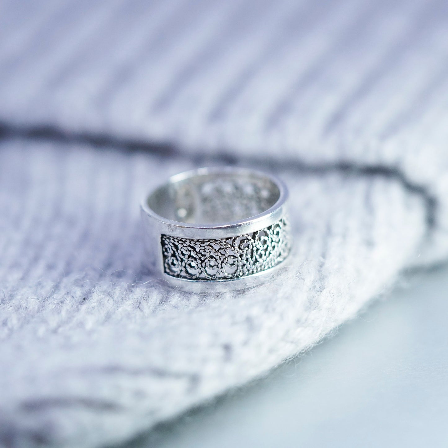 Size 6.75, vintage Sterling 925 silver handmade ring, filigree band