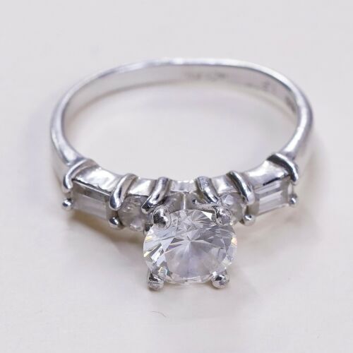Sz 7.25, Vtg Sterling Silver Fashion Ring, 925 Silver Engagement Ring W/ Cz