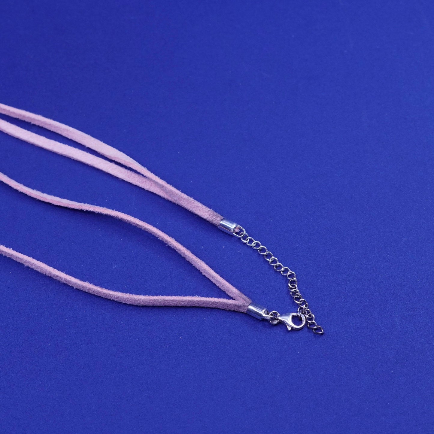 17+1.5”, vintage Sterling 925 Silver clasp with pink Leather Necklace