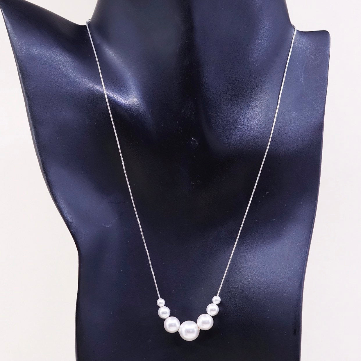 18", VTG FMA Sterling 925 silver handmade graduated pearl beads necklace