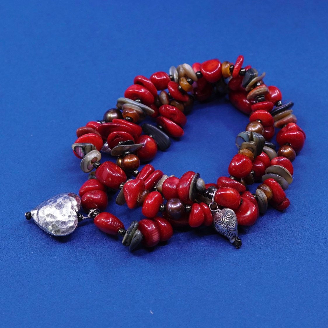 vtg handmade silver bracelet, elastic band w/ coral nugget beads N heart charms
