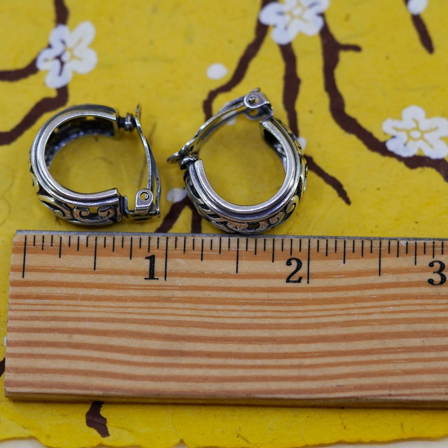 Vintage Silpada Sterling Silver 925 Clip-On Filigree Scroll Hoop Earrings C1380