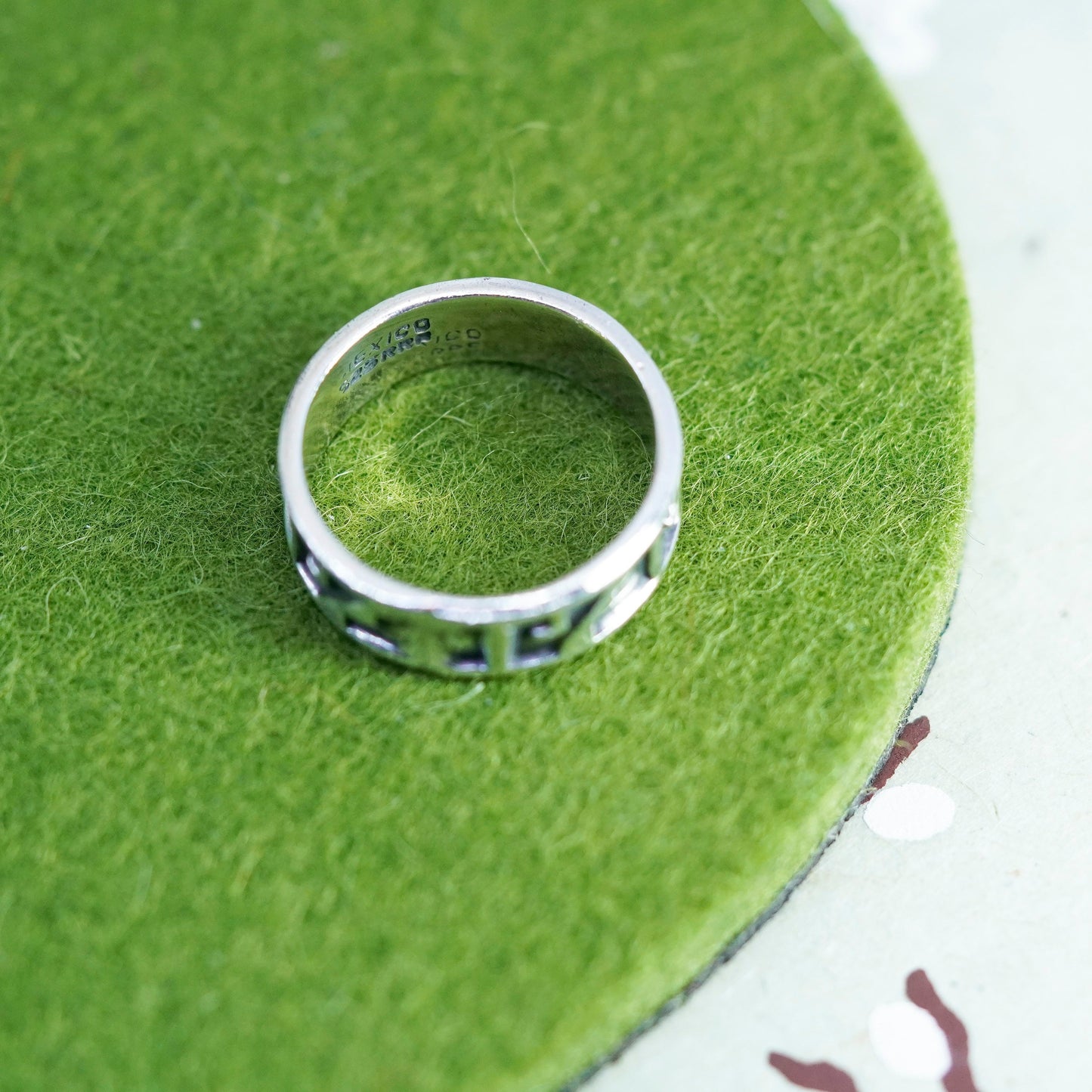 Size 7.25, vintage Mexico Sterling silver handmade ring, 925 textured band