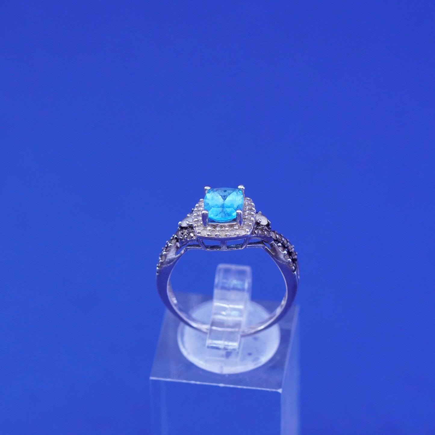 Size 7.25, vintage Sterling 925 silver handmade ring with topaz cluster diamond