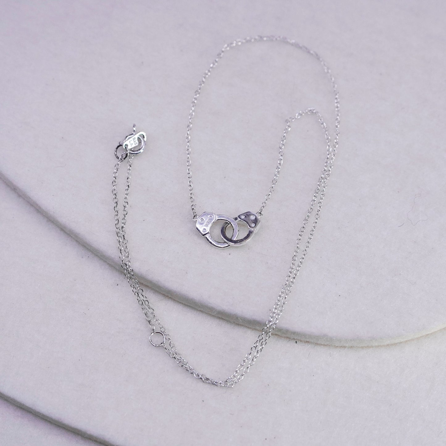 16+2”, vintage Sterling 925 silver handmade circle necklace w/ handcuff pendant