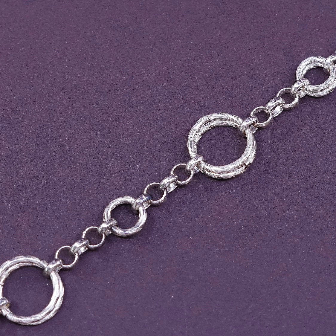7", Sterling silver handmade charm bracelet, italy 925 entwined circle chain
