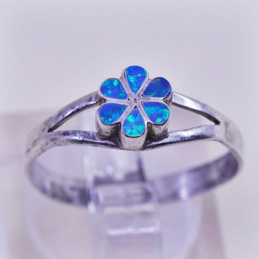 Size 6.5, vintage Sterling silver handmade ring, 925 flower with fire opal