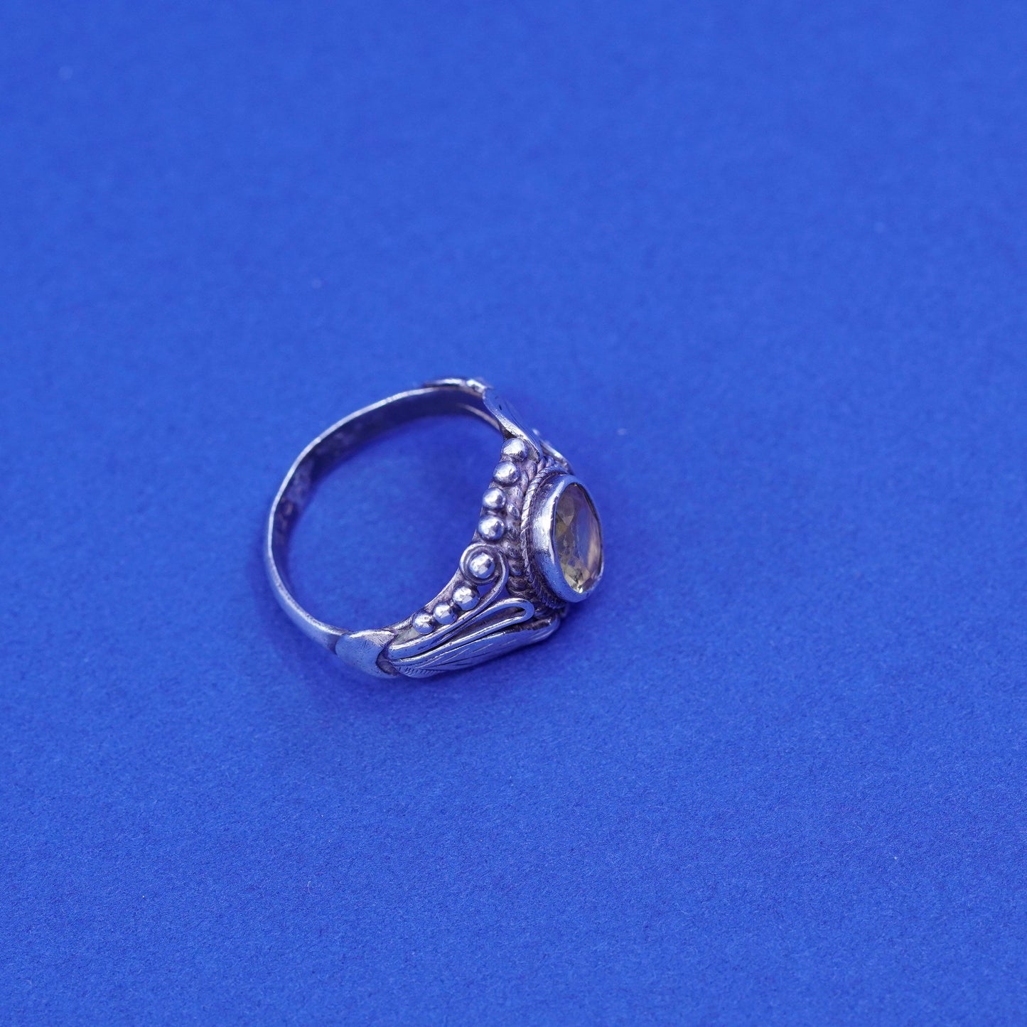 Size 6.25 vintage Sterling 925 silver handmade ring with citrine and leaf sides