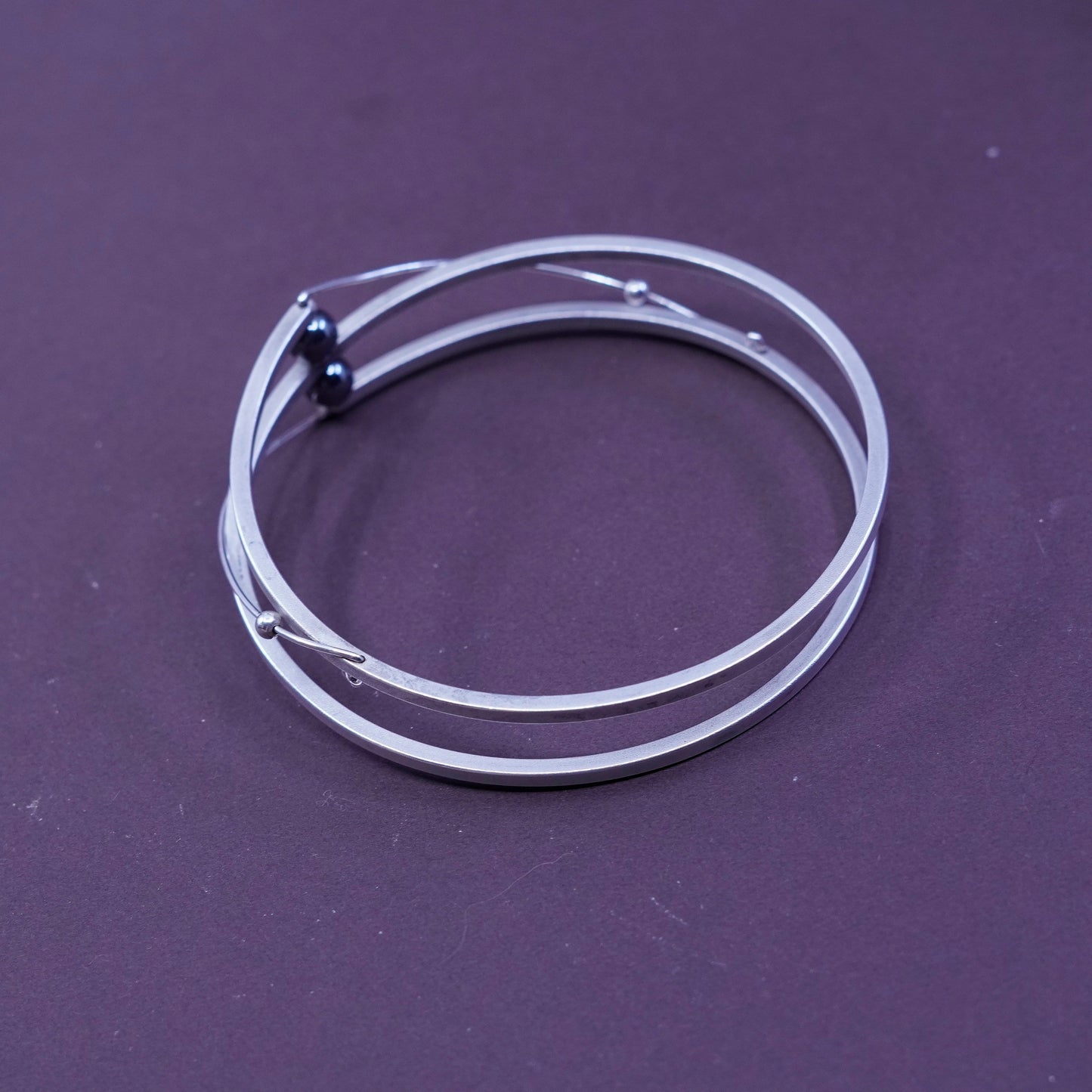 8.25”, vtg modern Sterling silver handmade bracelet, 925 bangle with hematite