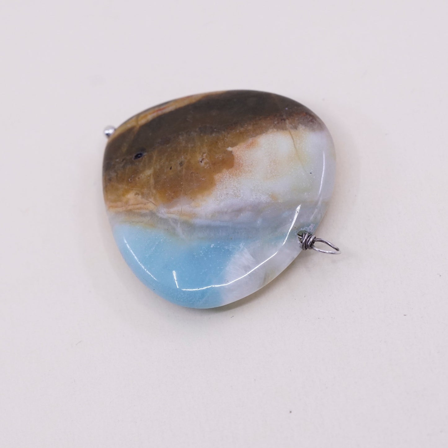 Vintage unique agate heart pendant with sterling 925 silver wire