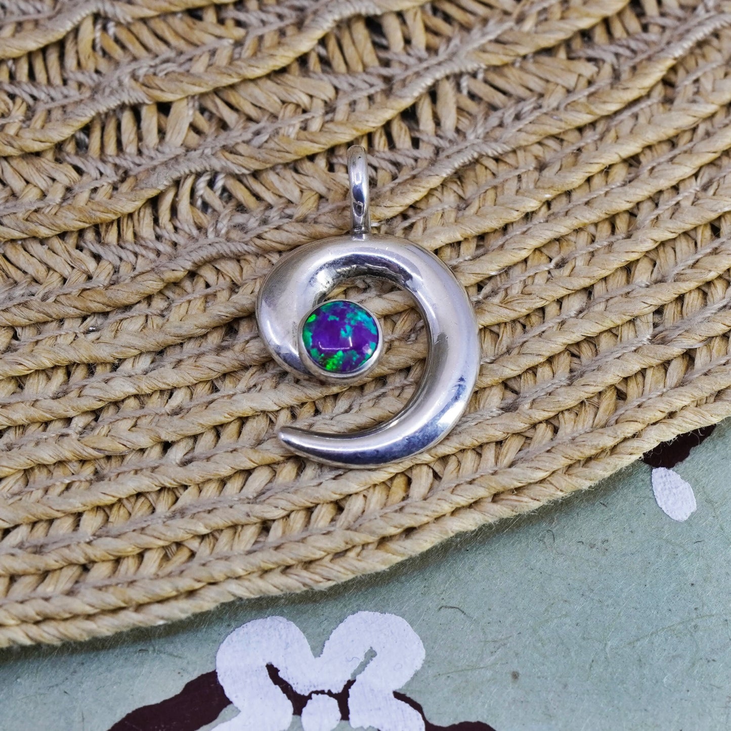Native American Lowell Draper Sterling 925 silver handmade circle pendant opal