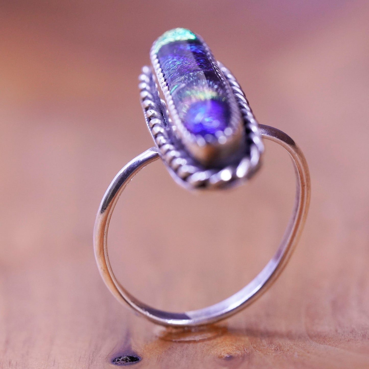 Size 9.25 Native American Navajo Ben Sterling 925 silver ring long foiled glass