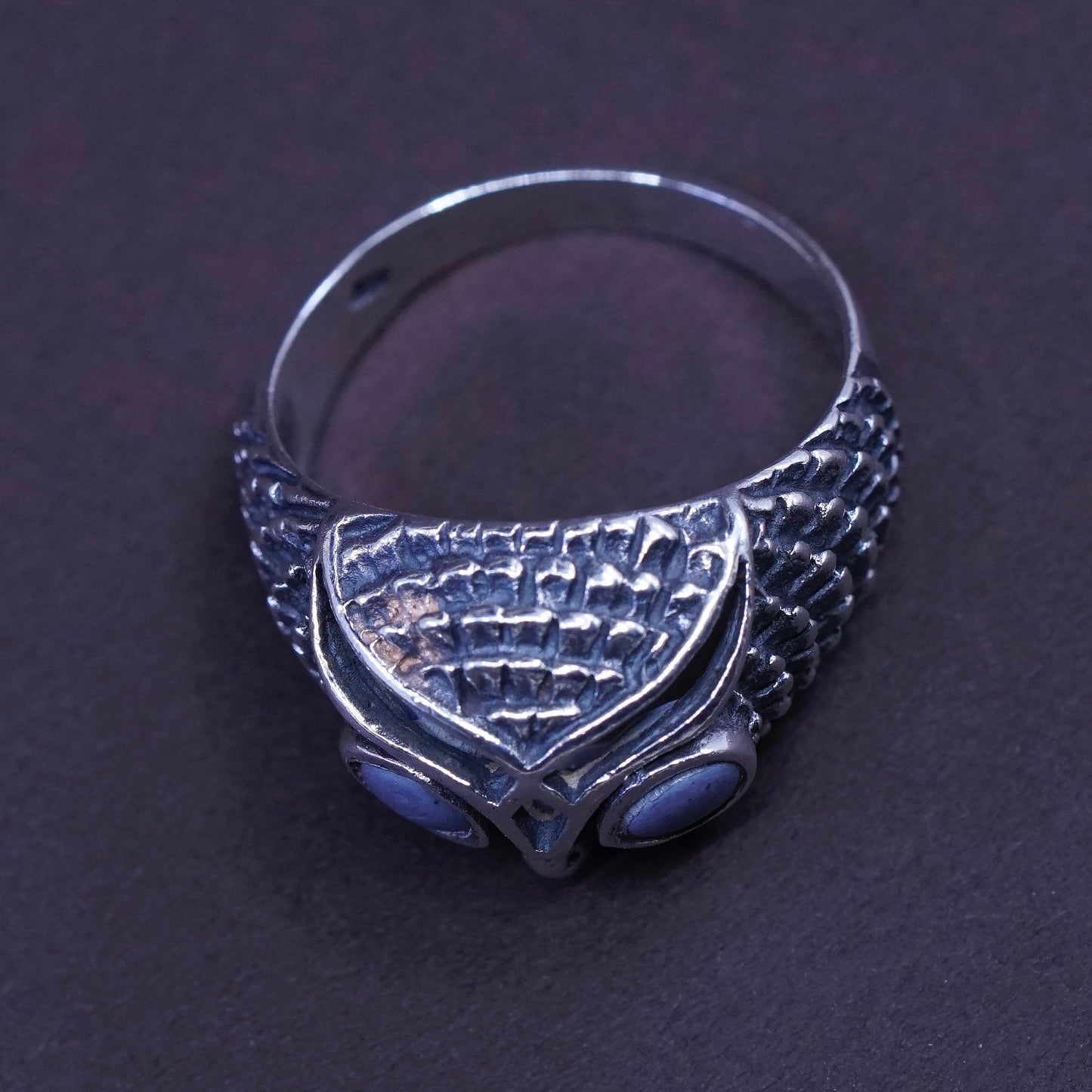 Size 7, vtg Sterling 925 silver handmade statement owl band ring with lapis