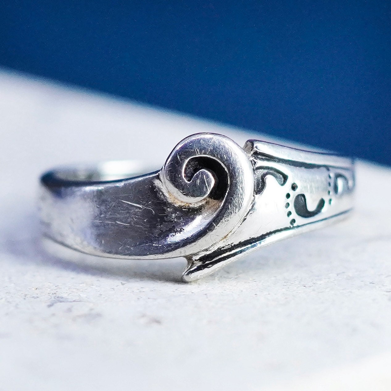 Size 7.5, vintage sterling silver ring, 925 band with footprint I carry you