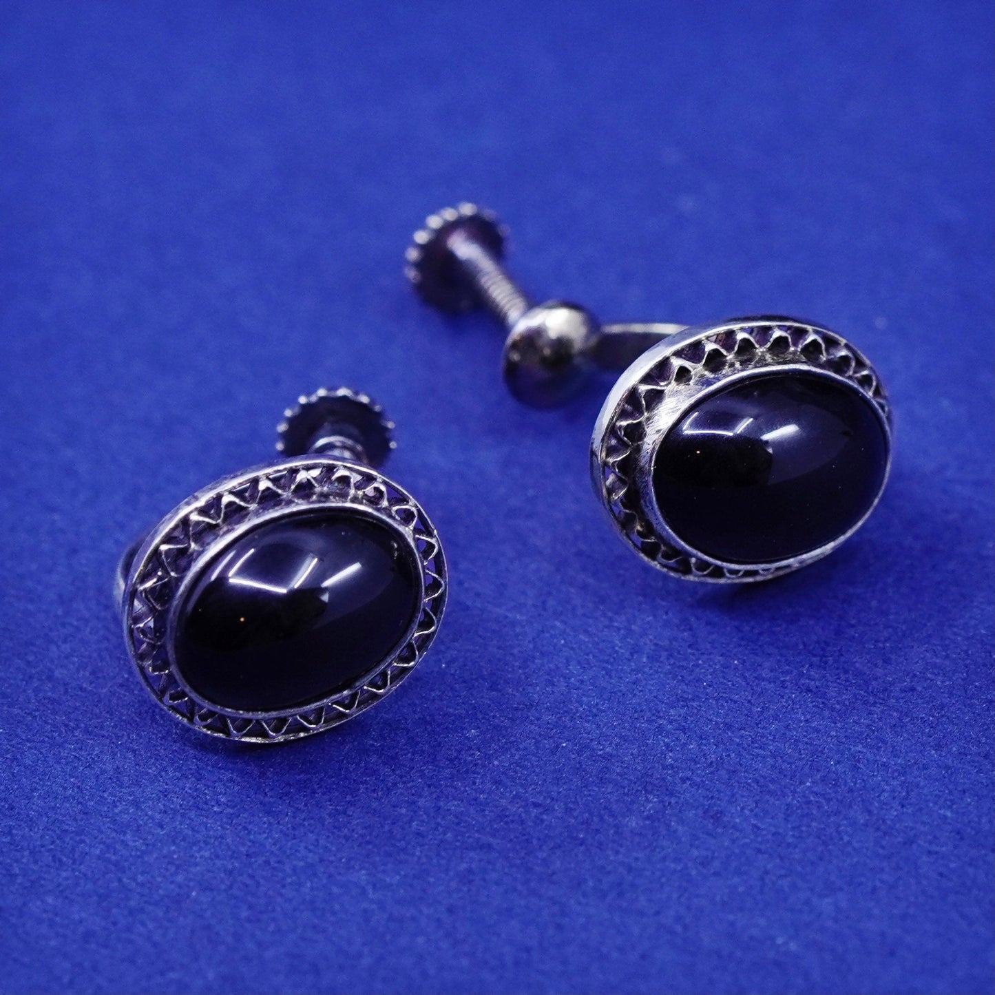 Vintage Sterling 925 silver screw back earrings with obsidian