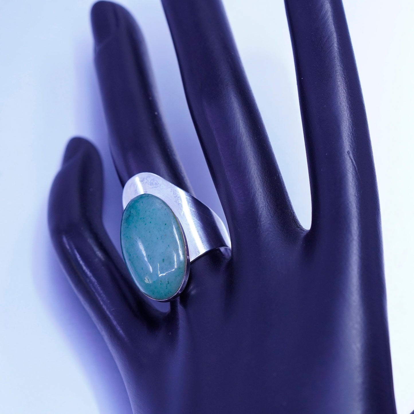 Size 8, vintage taxco Jamtas Sterling 925 silver handmade ring w/ oval jadeite
