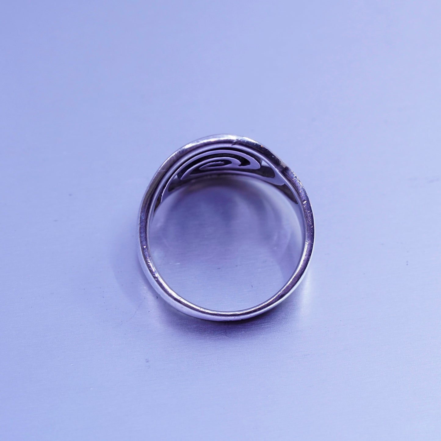 Size 8, vintage Sterling 925 silver handmade ring, filigree swirly band