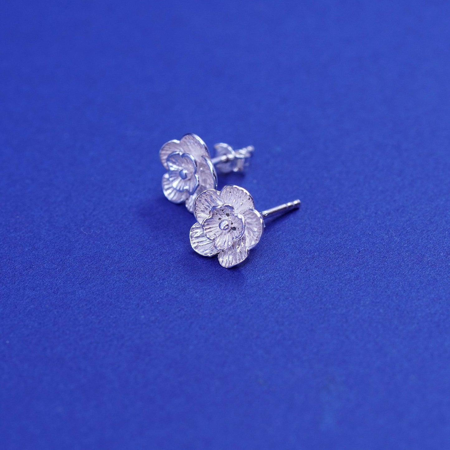 Vintage Sterling silver handmade earrings, 925 flower studs