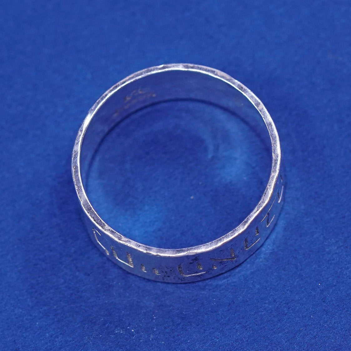 sz 7, vtg Sterling silver handmade ring, 925 band w/ Hammered