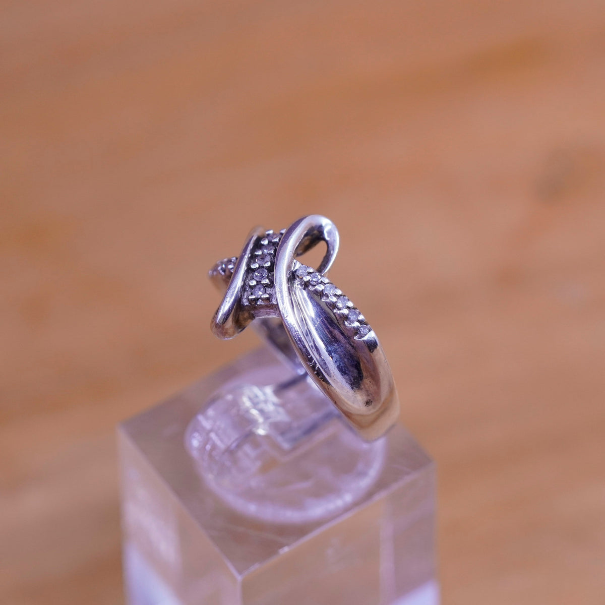 Size 5.5, vintage sterling 925 silver entwined with genuine diamond inlay