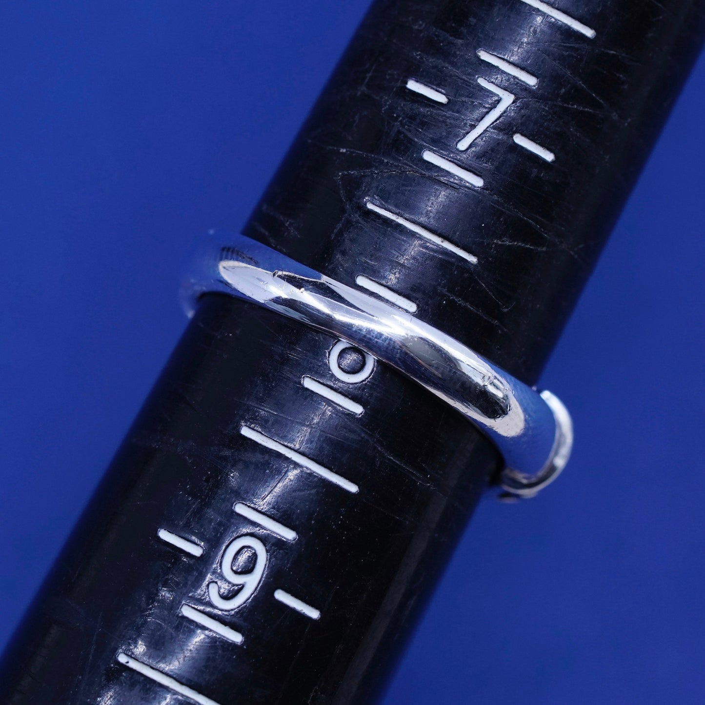 Size 8, vintage Sterling 925 silver handmade ribbed cable ring