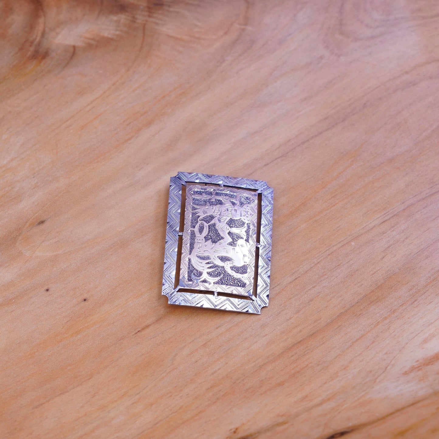 hecho Guatemala 900 handmade sterling silver 14K gold warrior brooch pin