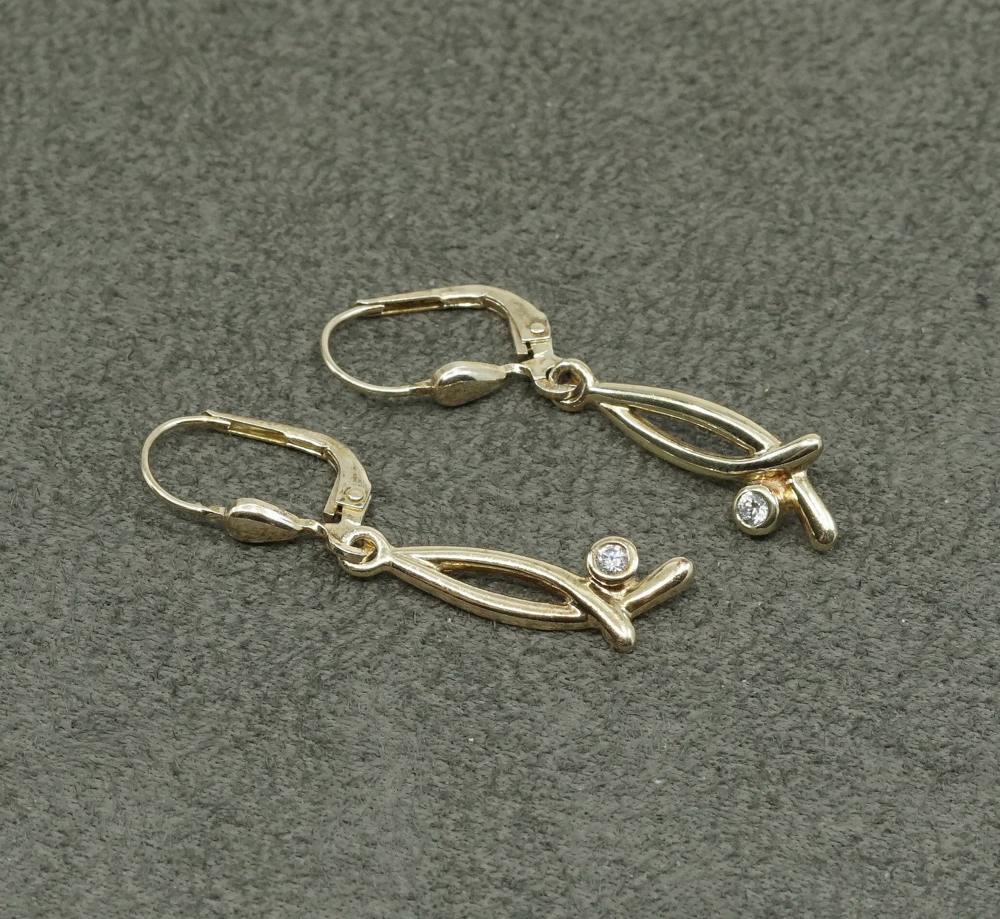 vtg gold over Sterling silver earrings, 925 w/ round cut Swarovski crystal