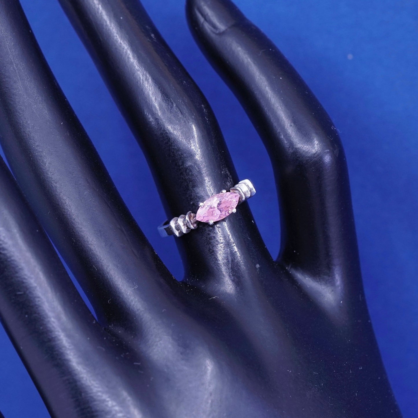 Size 5.25, vintage Sterling 925 silver handmade ring with pink crystal