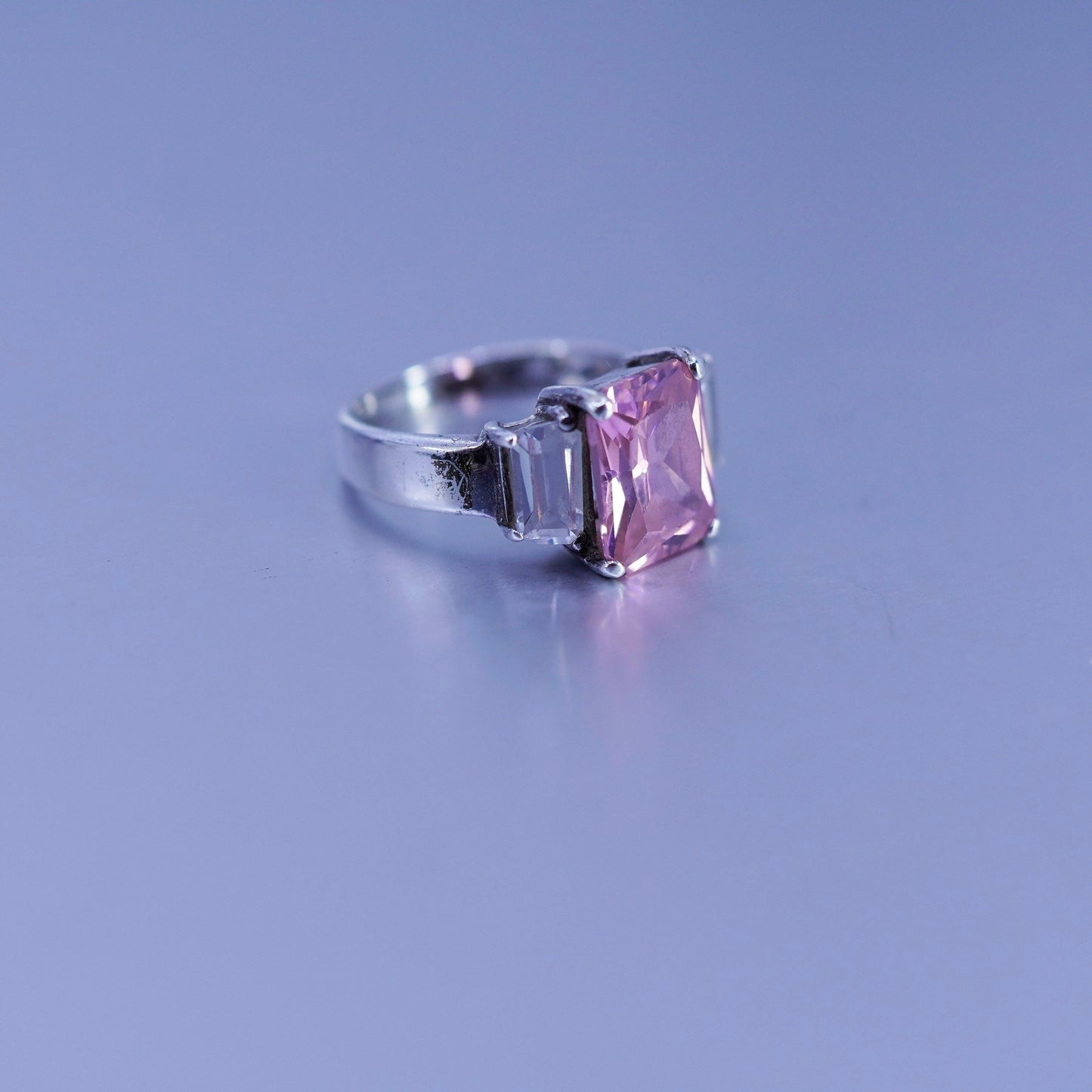 Size 6, vintage Sterling 925 silver handmade ring with rectangular pink Cz