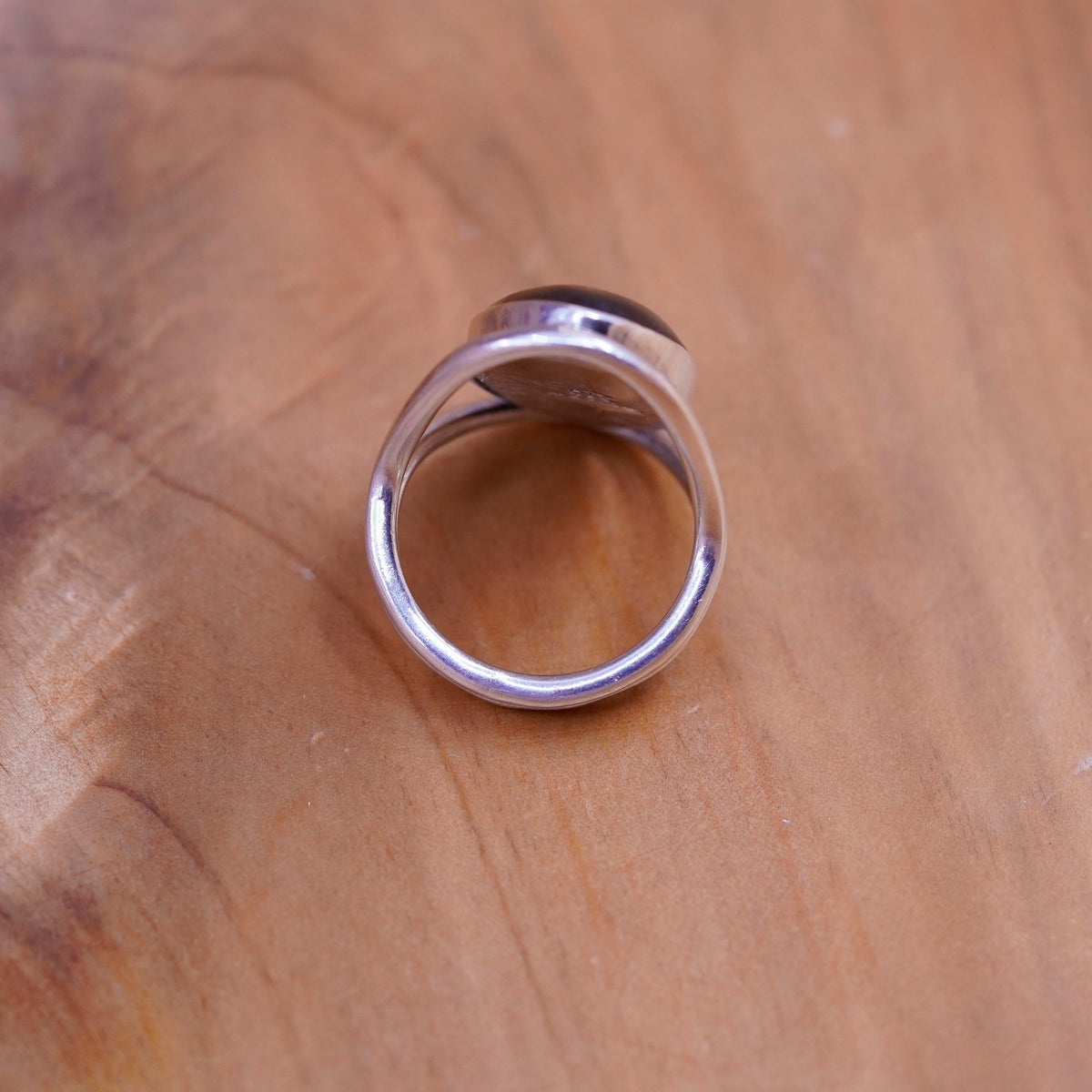 Size 6.25, vintage Sterling 925 silver handmade ring with oval onyx