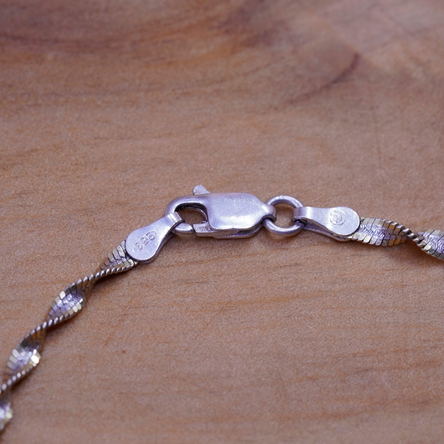 7, 3mm, vintage Sterling silver twisted herringbone bracelet, Italy 925 chain