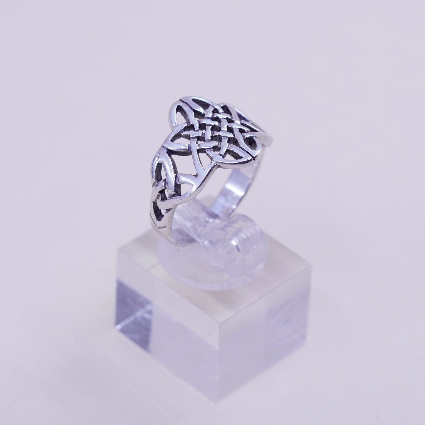 Size 7.75, sterling silver handmade wired ring, 925 irish entwined knot band
